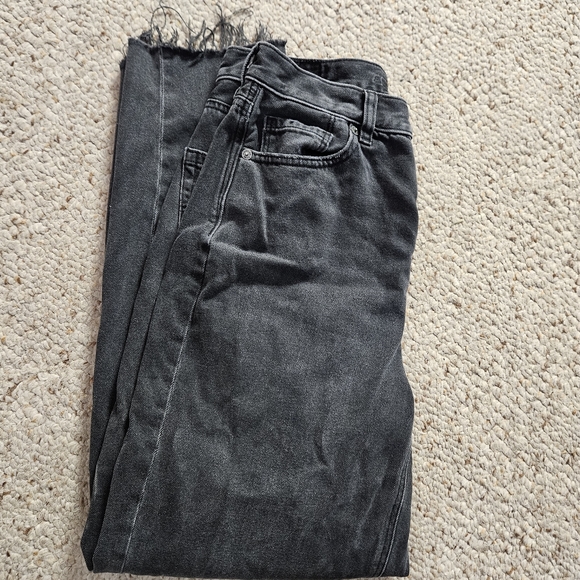 American Eagle Destroyed Black Jeans size 4 Regular - Picture 4 of 6